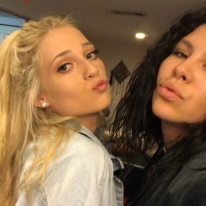 Meet your Posher, Abby